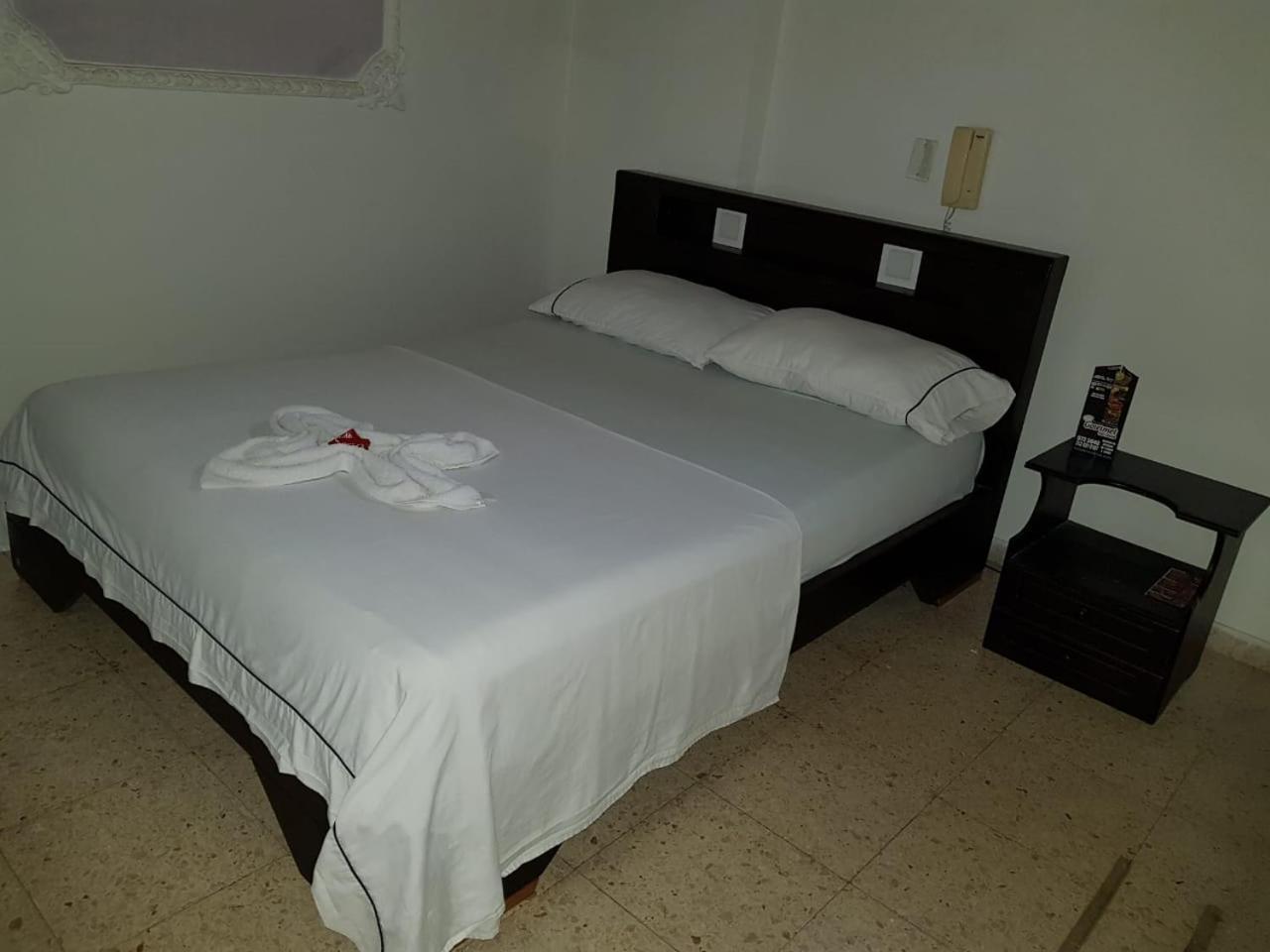 Hotel Villa Johana Вильявисенсио Экстерьер фото